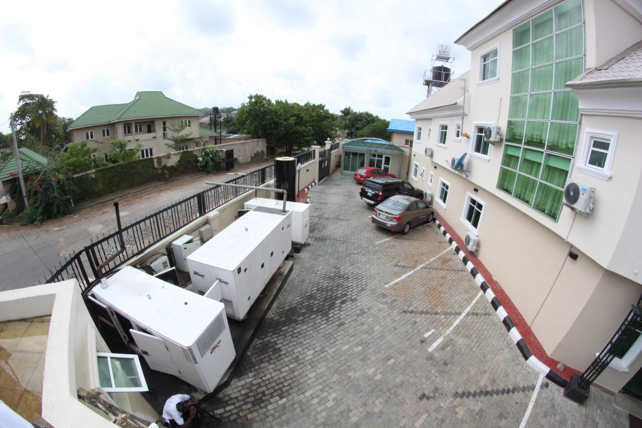 Celia'S Suites Abeokuta Exterior foto